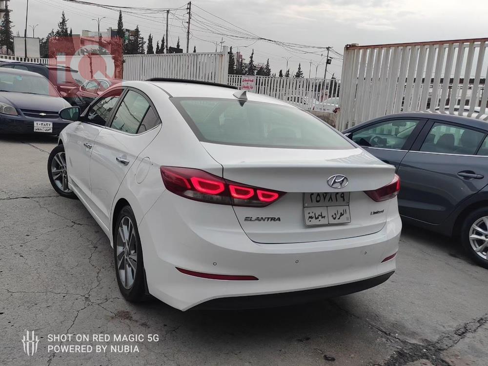 هیوندای ئەلەنترا